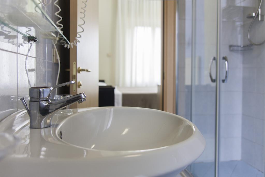 Hotel Brasile Μοντεκατίνι Τέρμε Δωμάτιο φωτογραφία